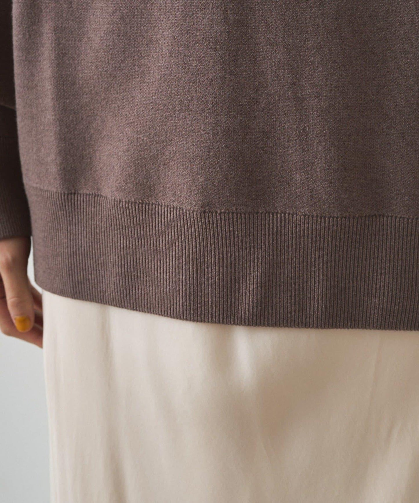 168022565