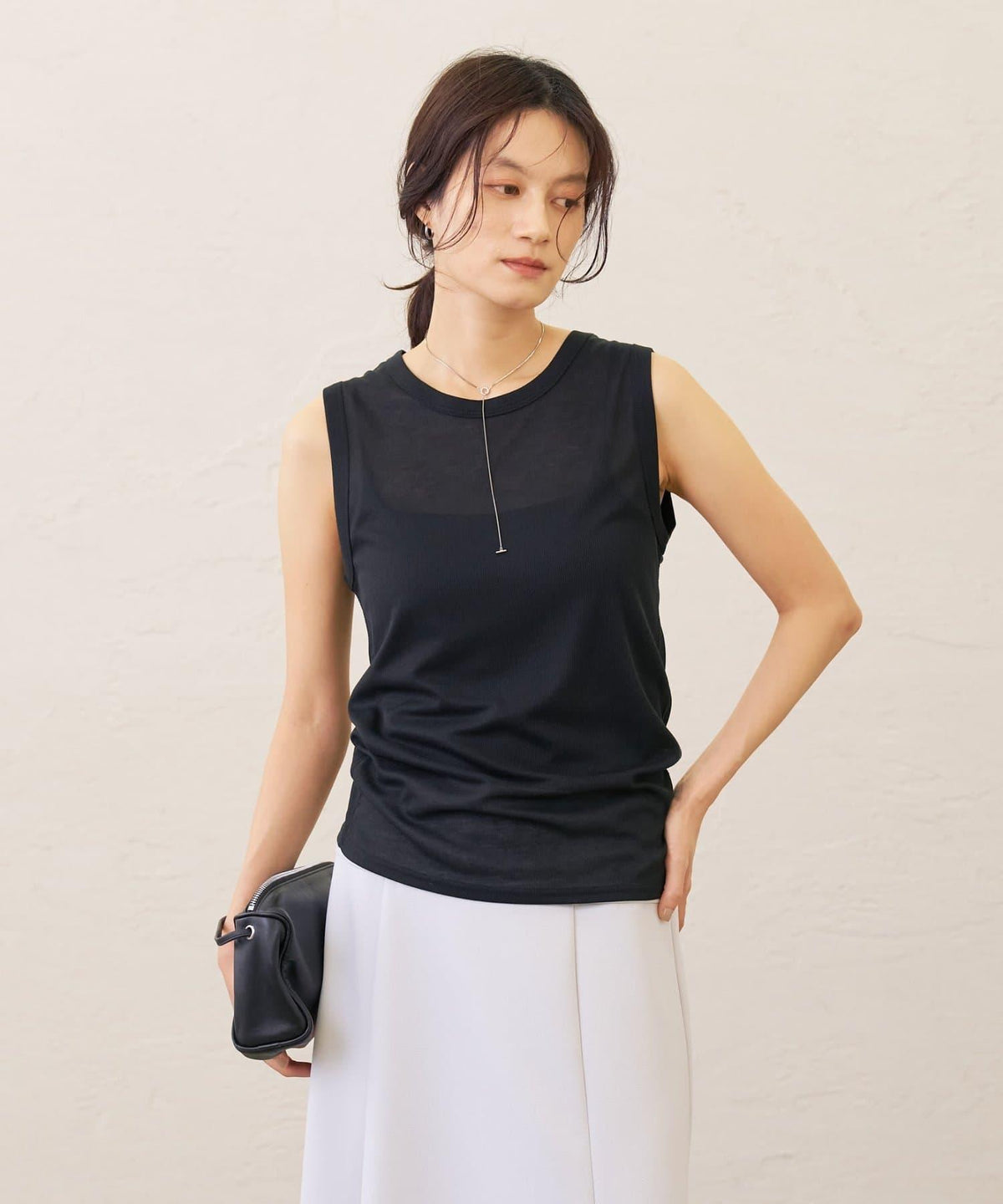 170704946