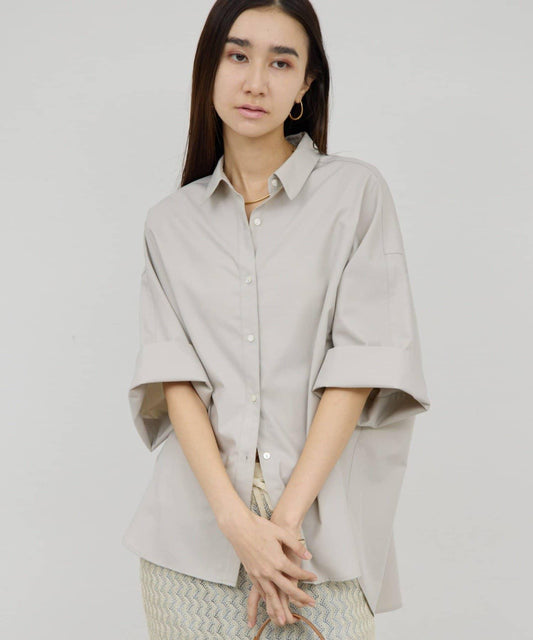 【Smooth and Comfortable Material】Half-Sleeve Shirt