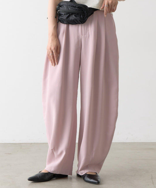 Curved Slacks Pants