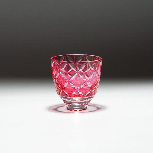 Guinomi 'Kiku Shippo' -kiku shippo- (Golden Red) | Cut Glass