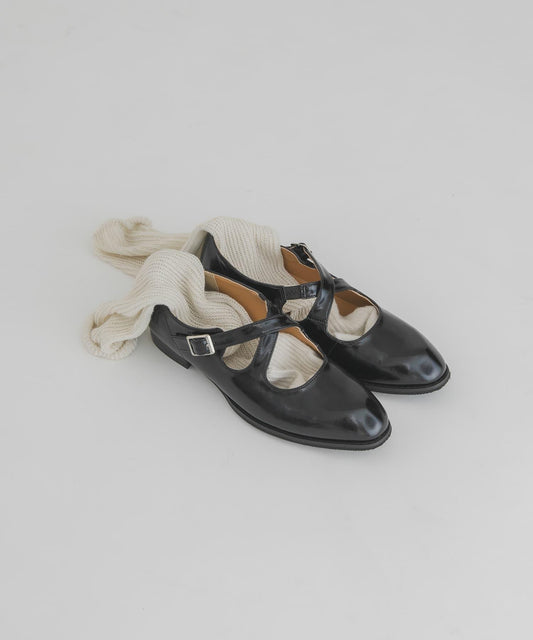 Crossband Loafers