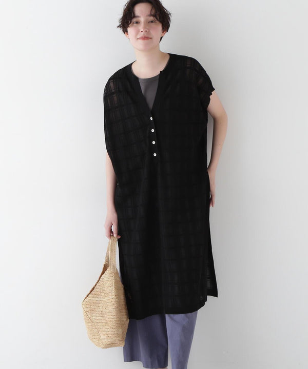162330932