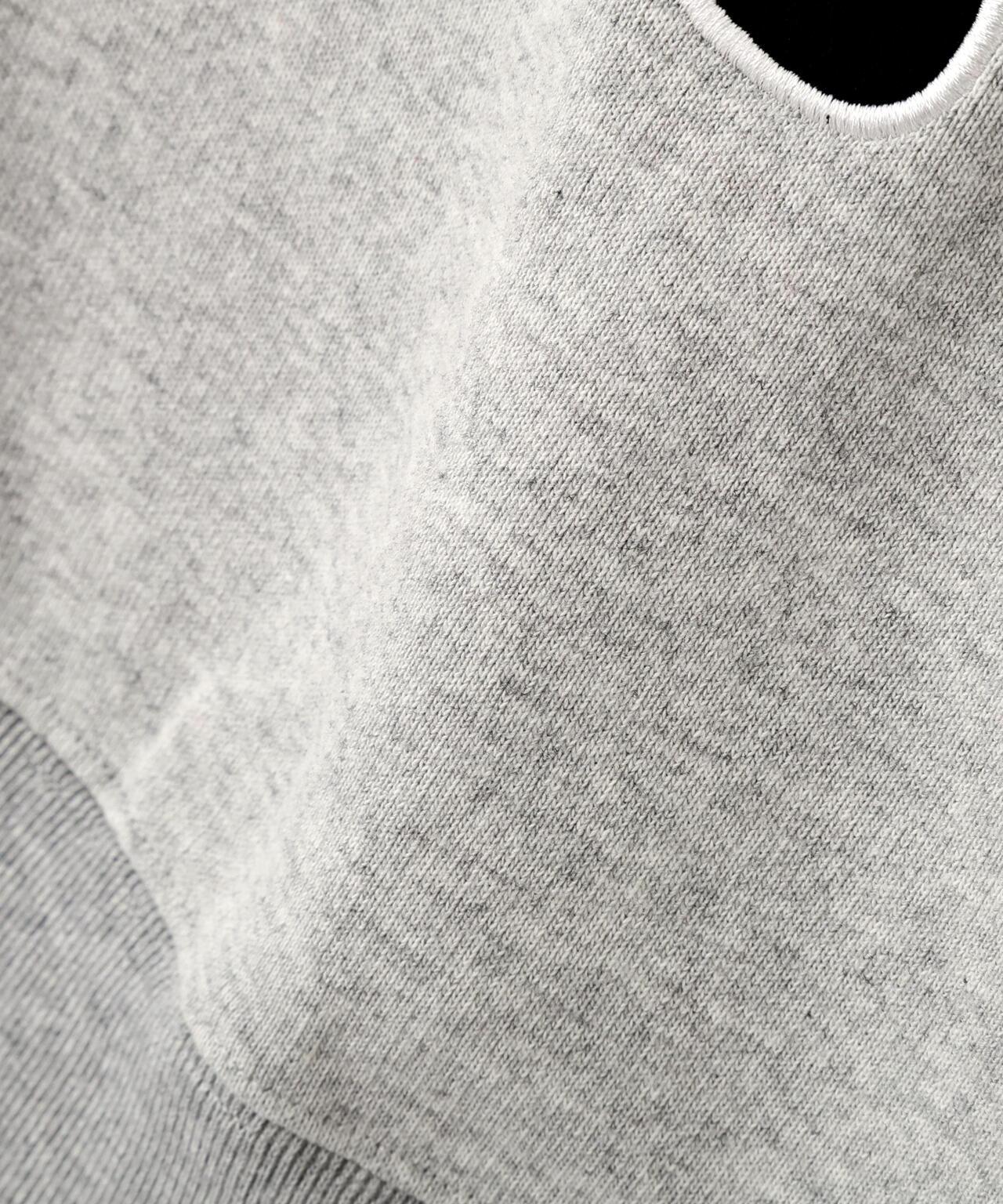 172973805