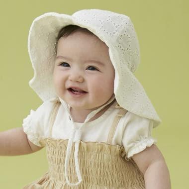 Assorted Tulip Hat