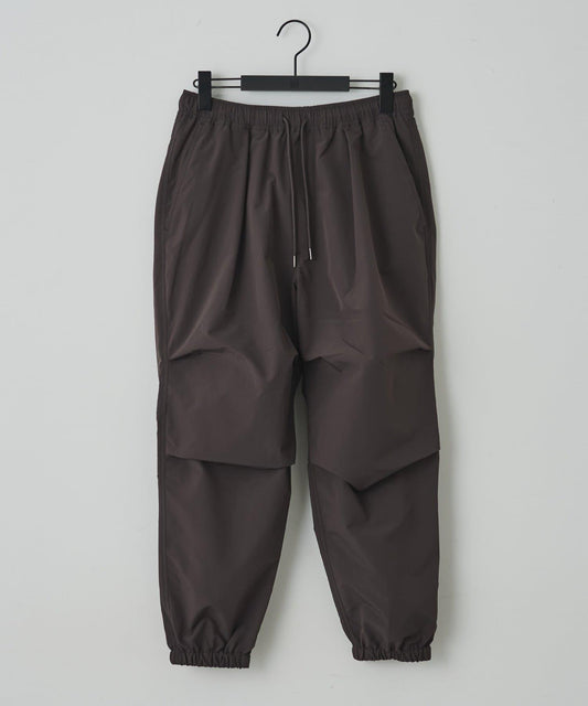 Back Dotted Water-Repellent Jogger Pants