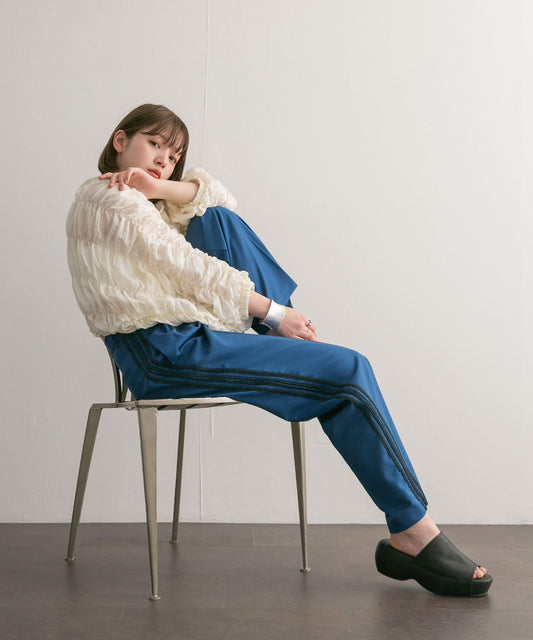 "2-Size Available" Blade Line Tuck Pants