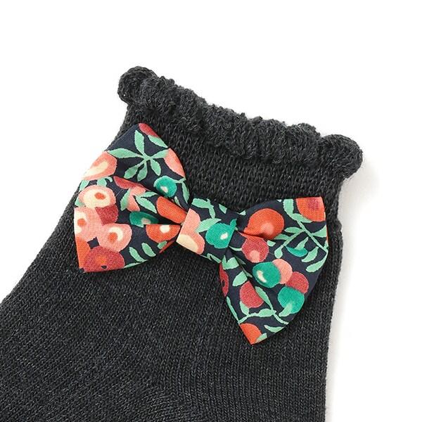 162842832