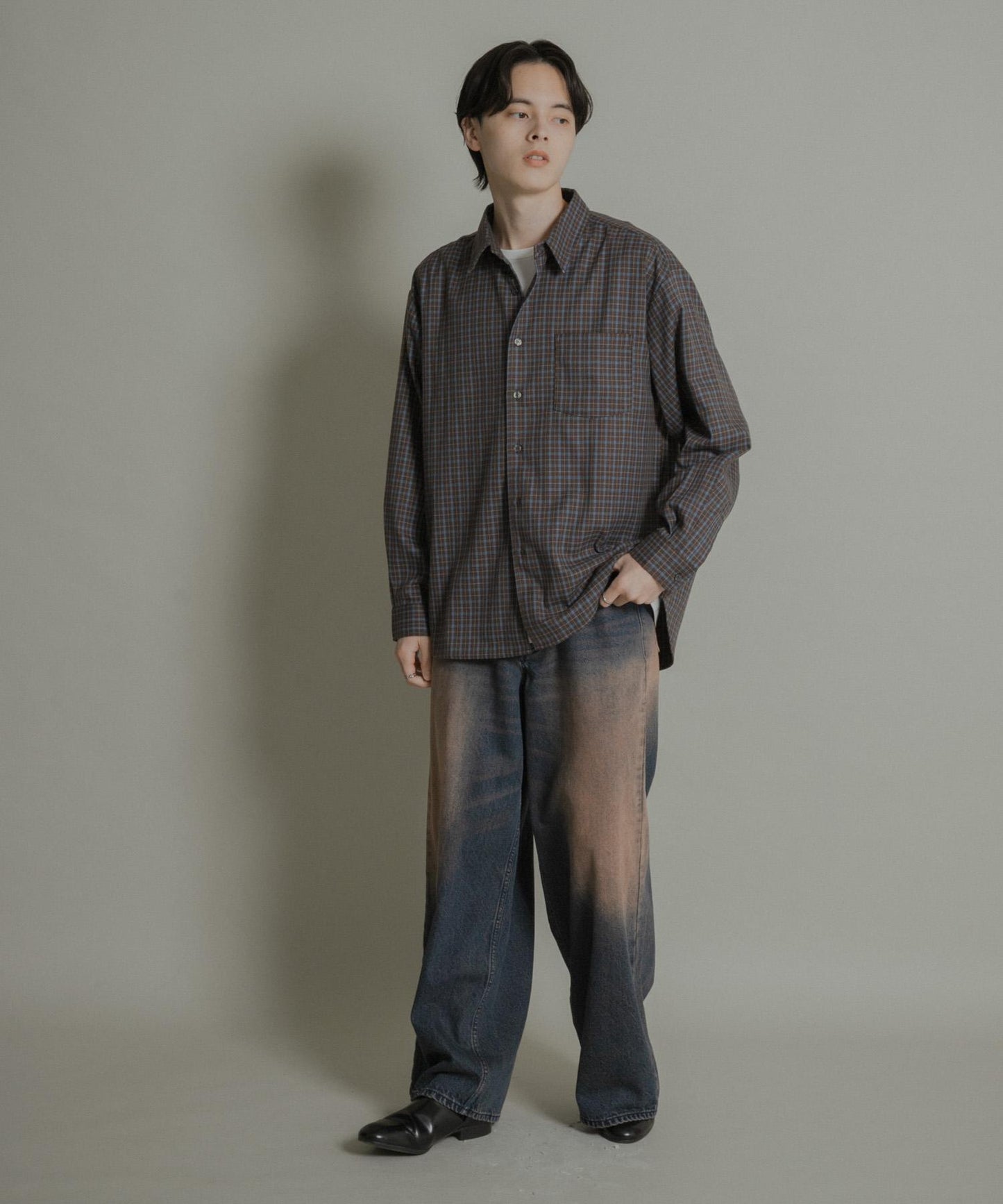 167661743
