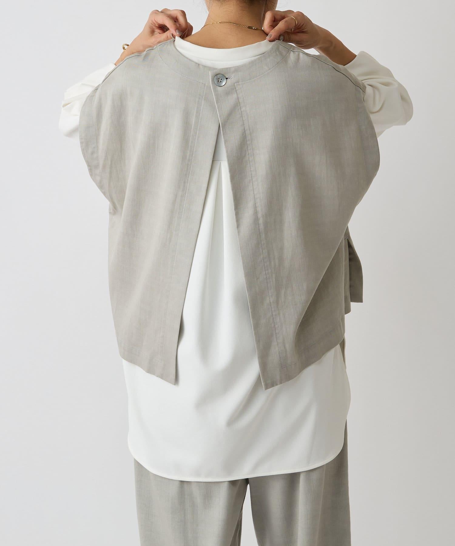 157045772