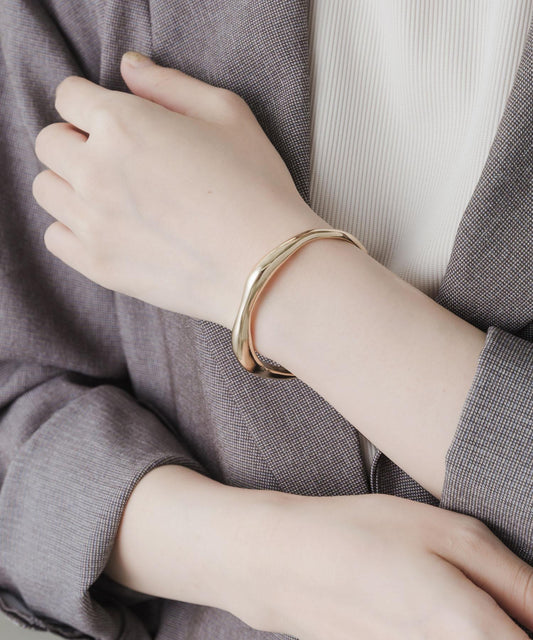 Nuance Metal Bangle