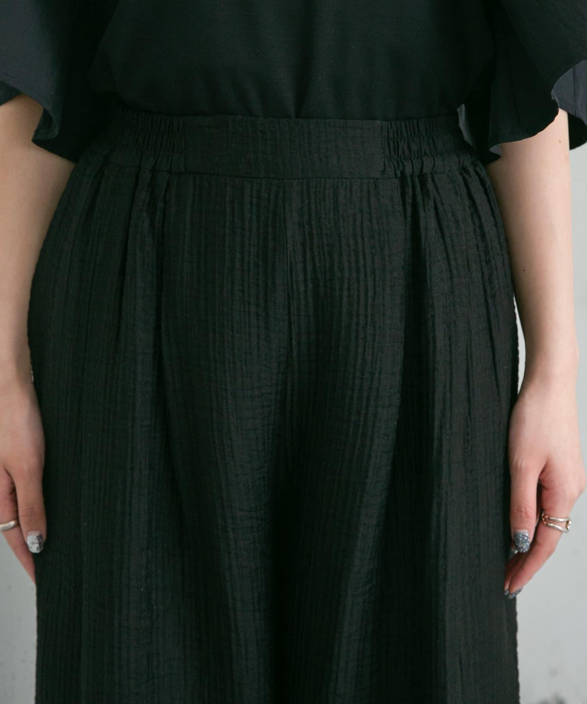 166031925