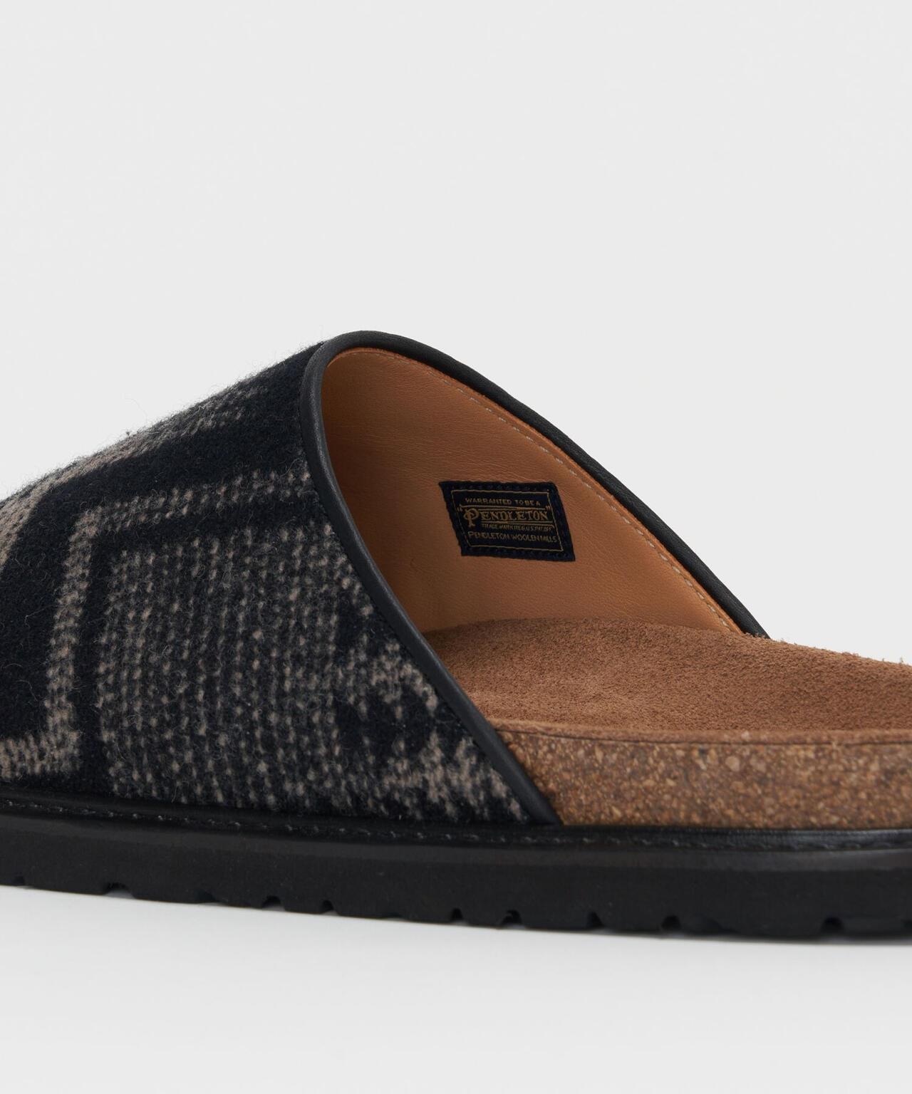 153986613