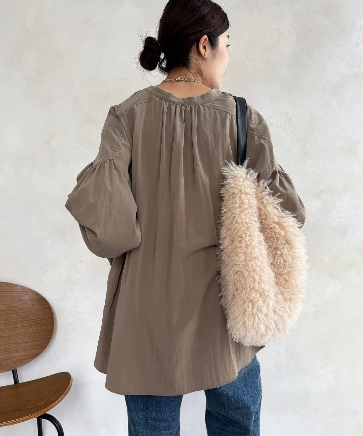 167592090