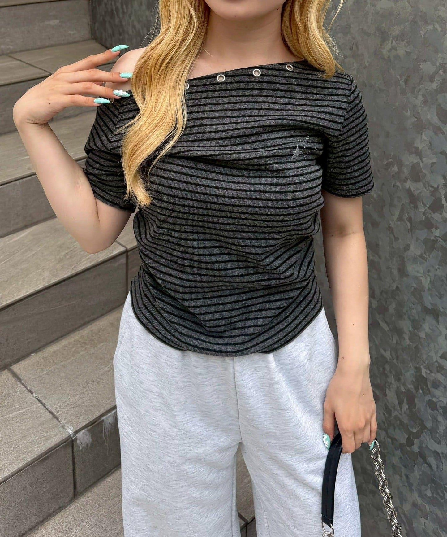 171438040