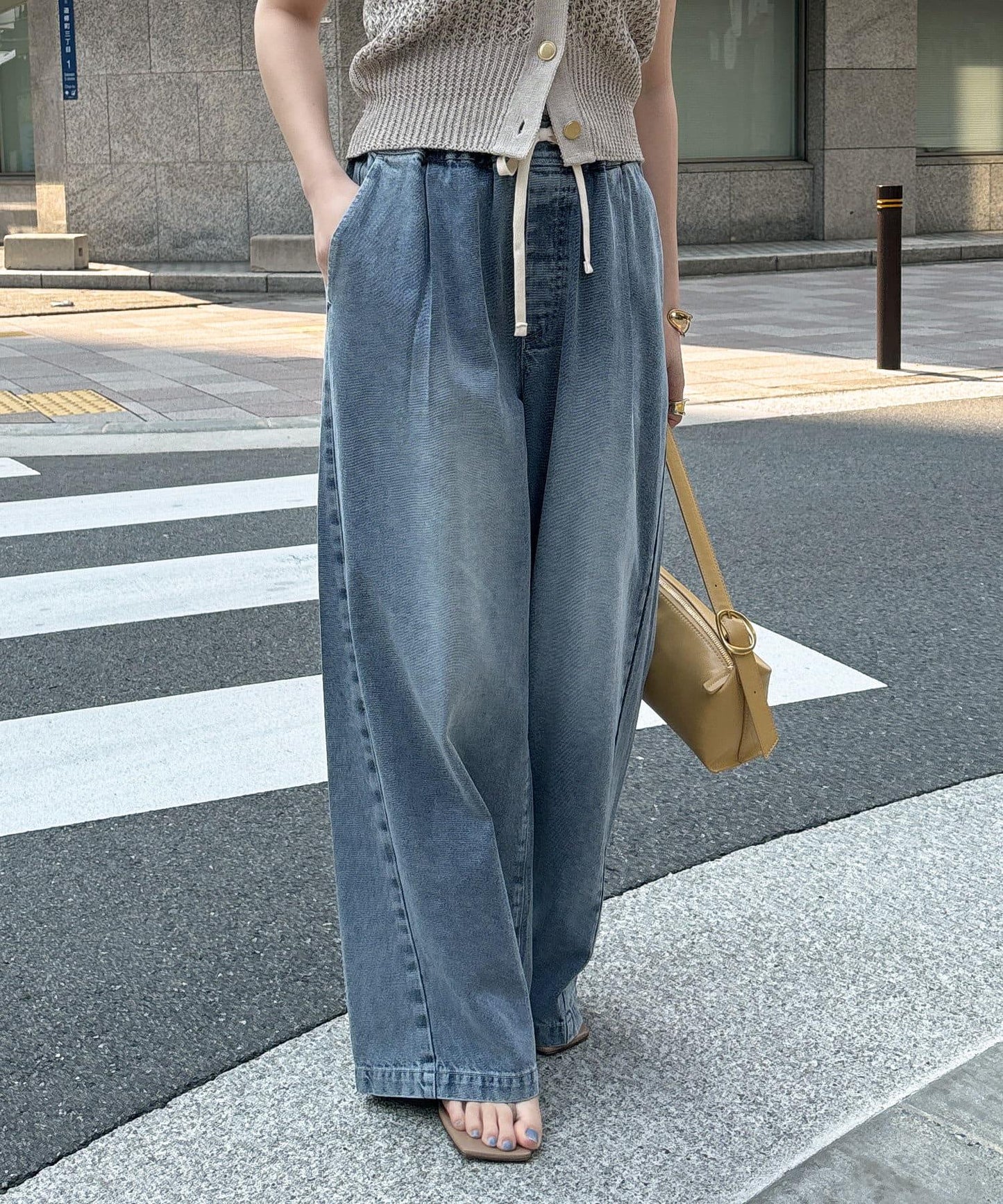 159368161