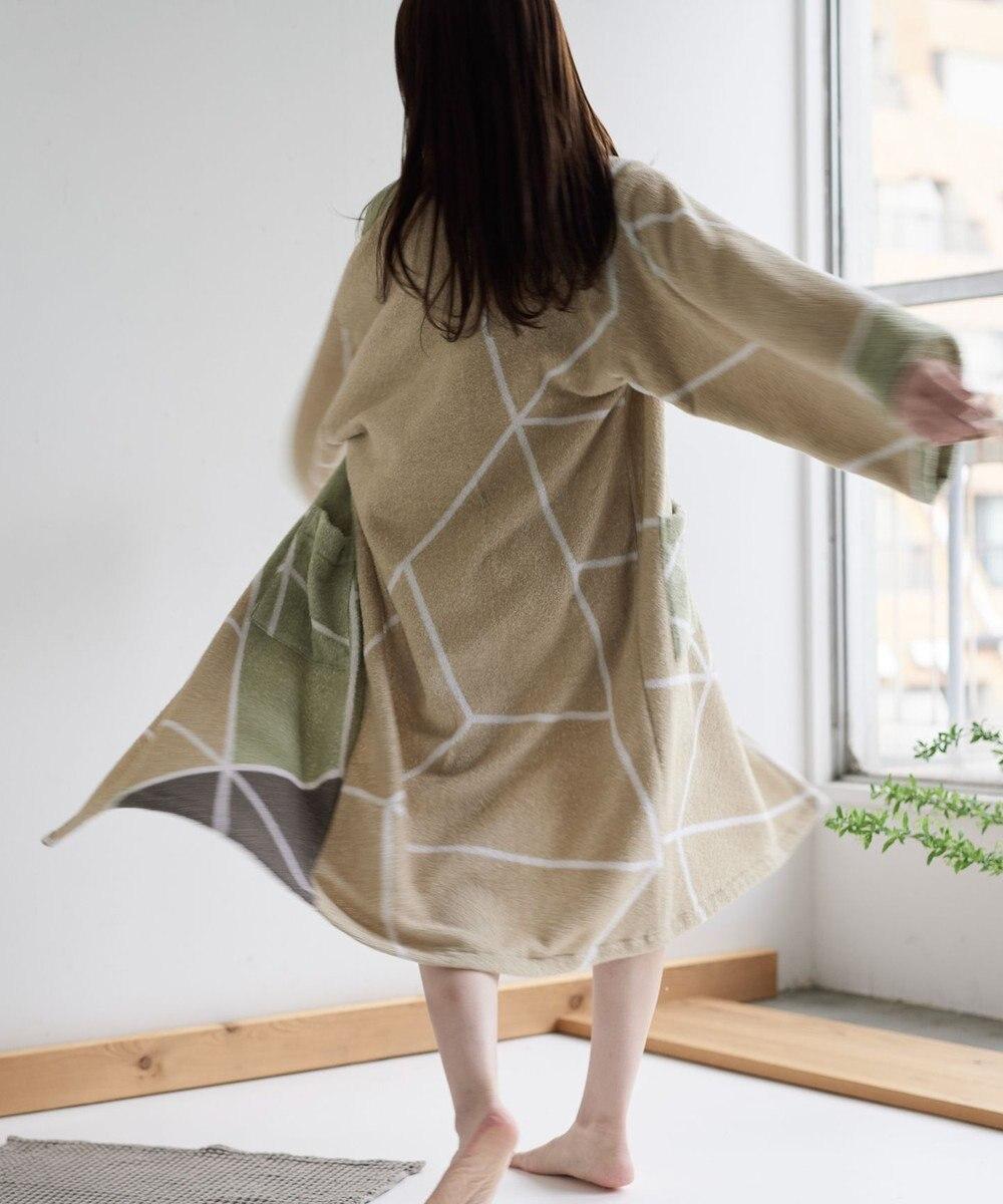 159608831