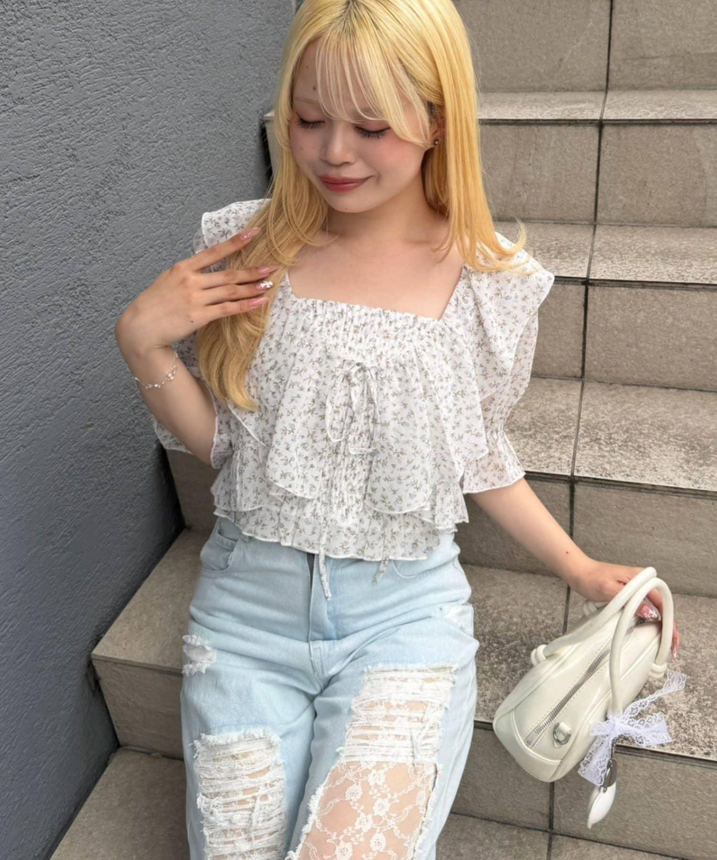171129531