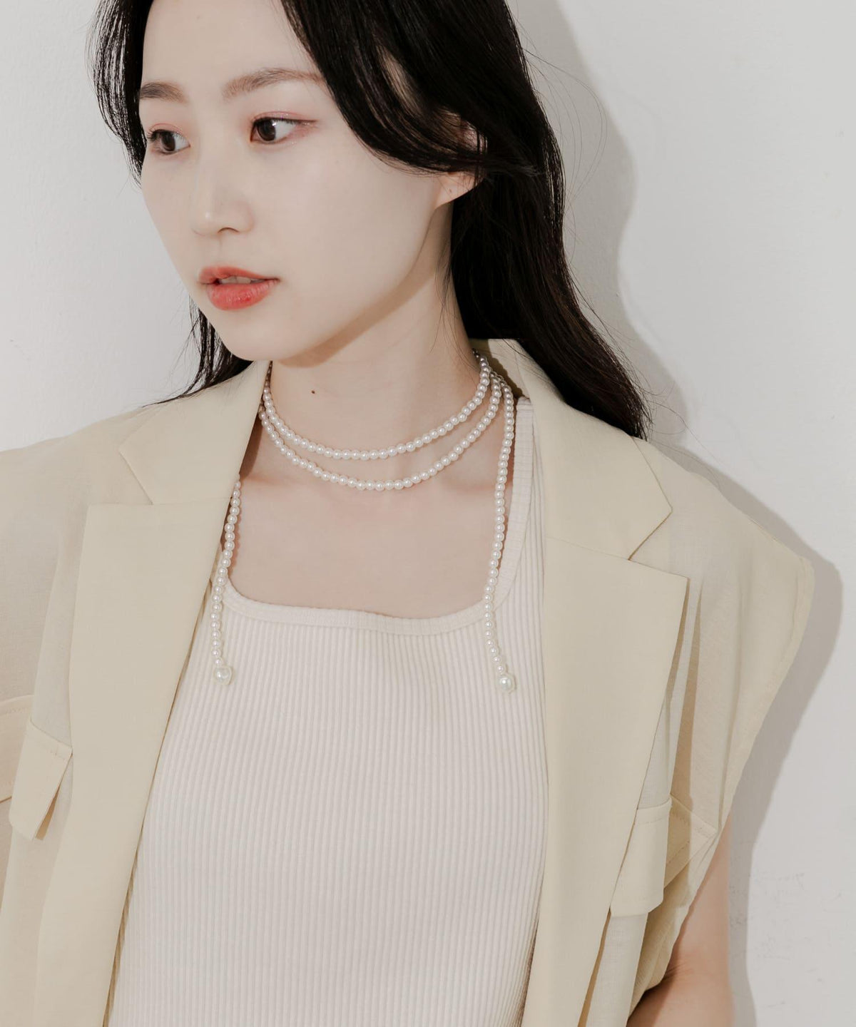 166091033