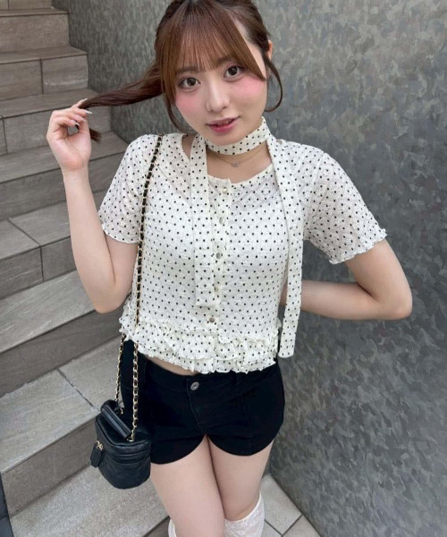 171351104