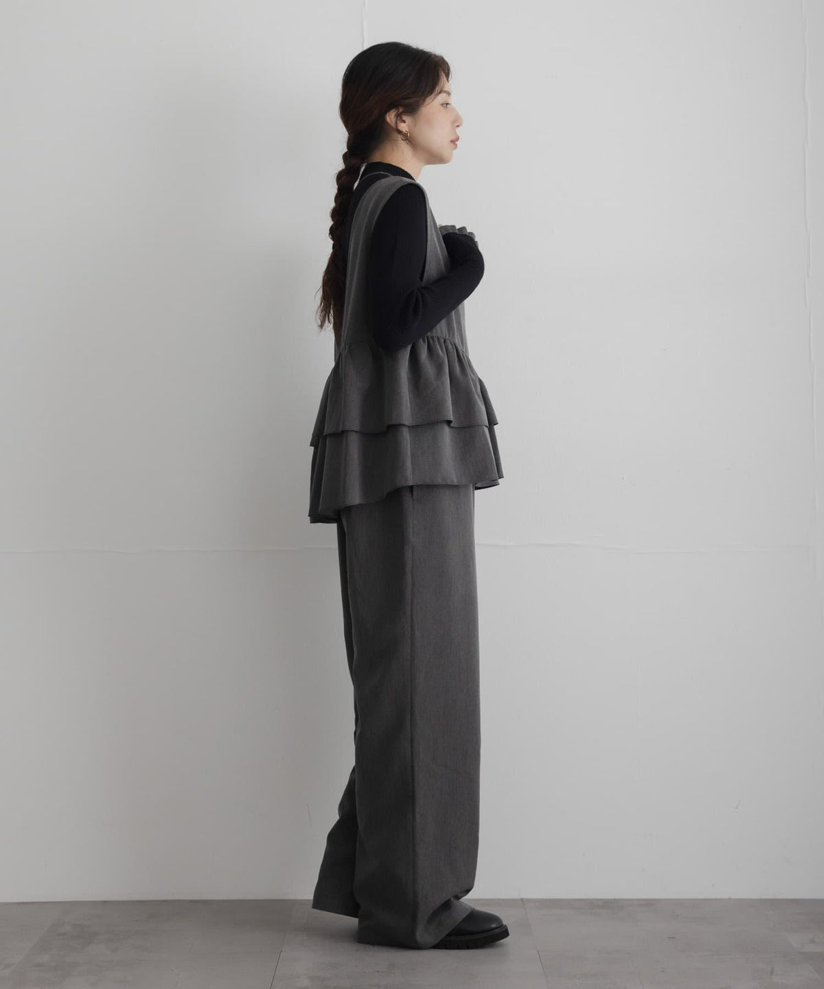 173279369
