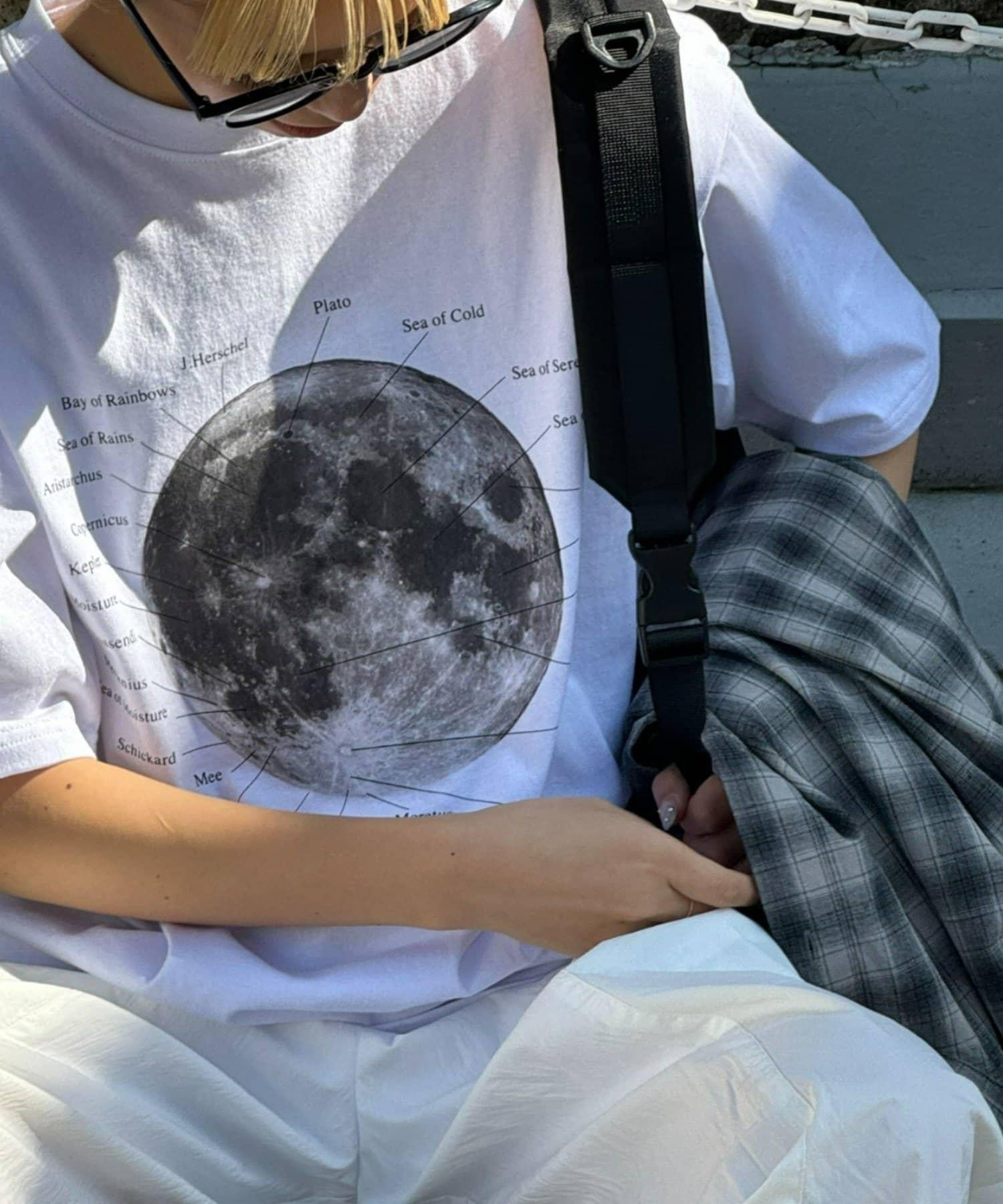 117631418