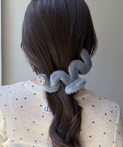 172604104
