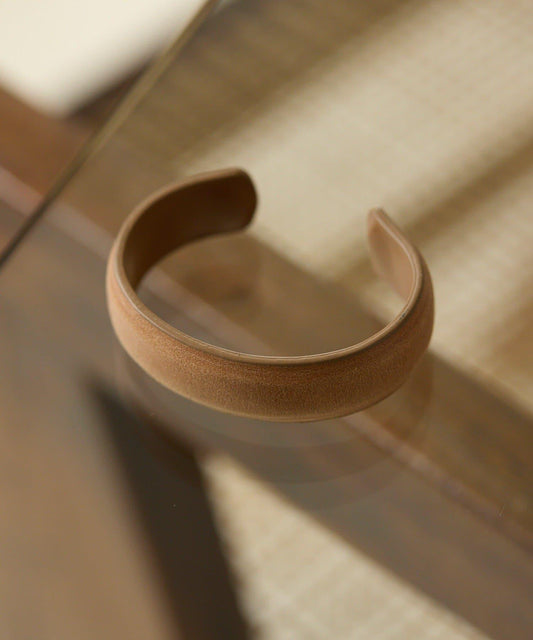 Simple Leather Bangle <WEB & Some Stores Limited>