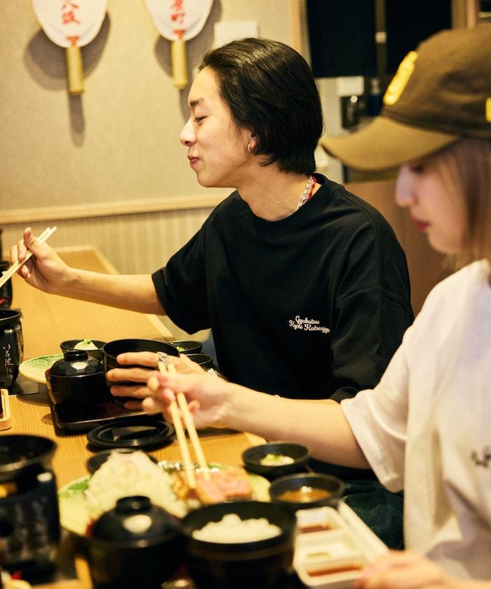 160345425