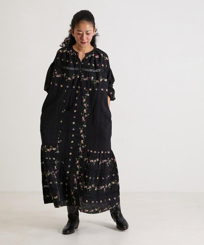 169901562