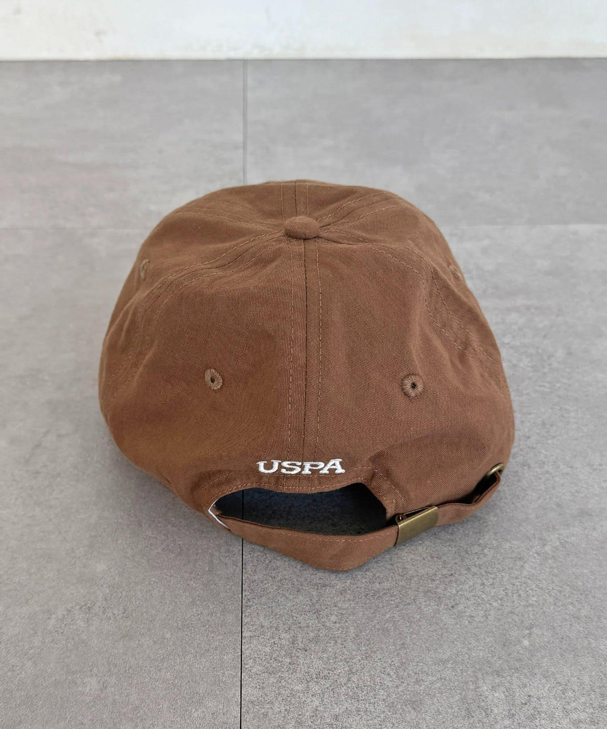 172093953