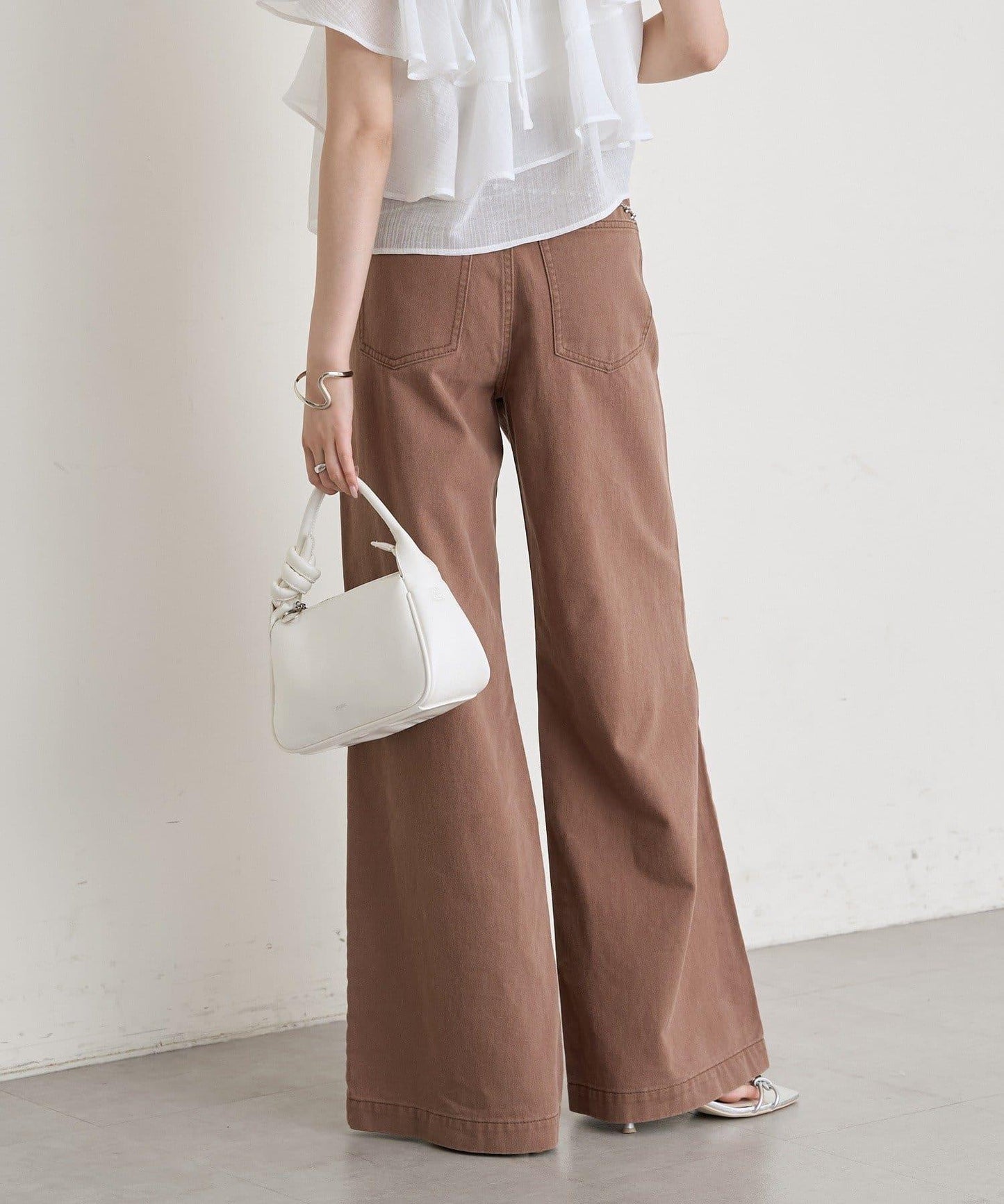 171003679