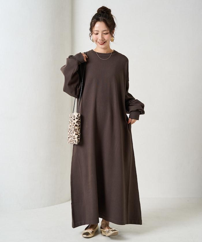 167301152