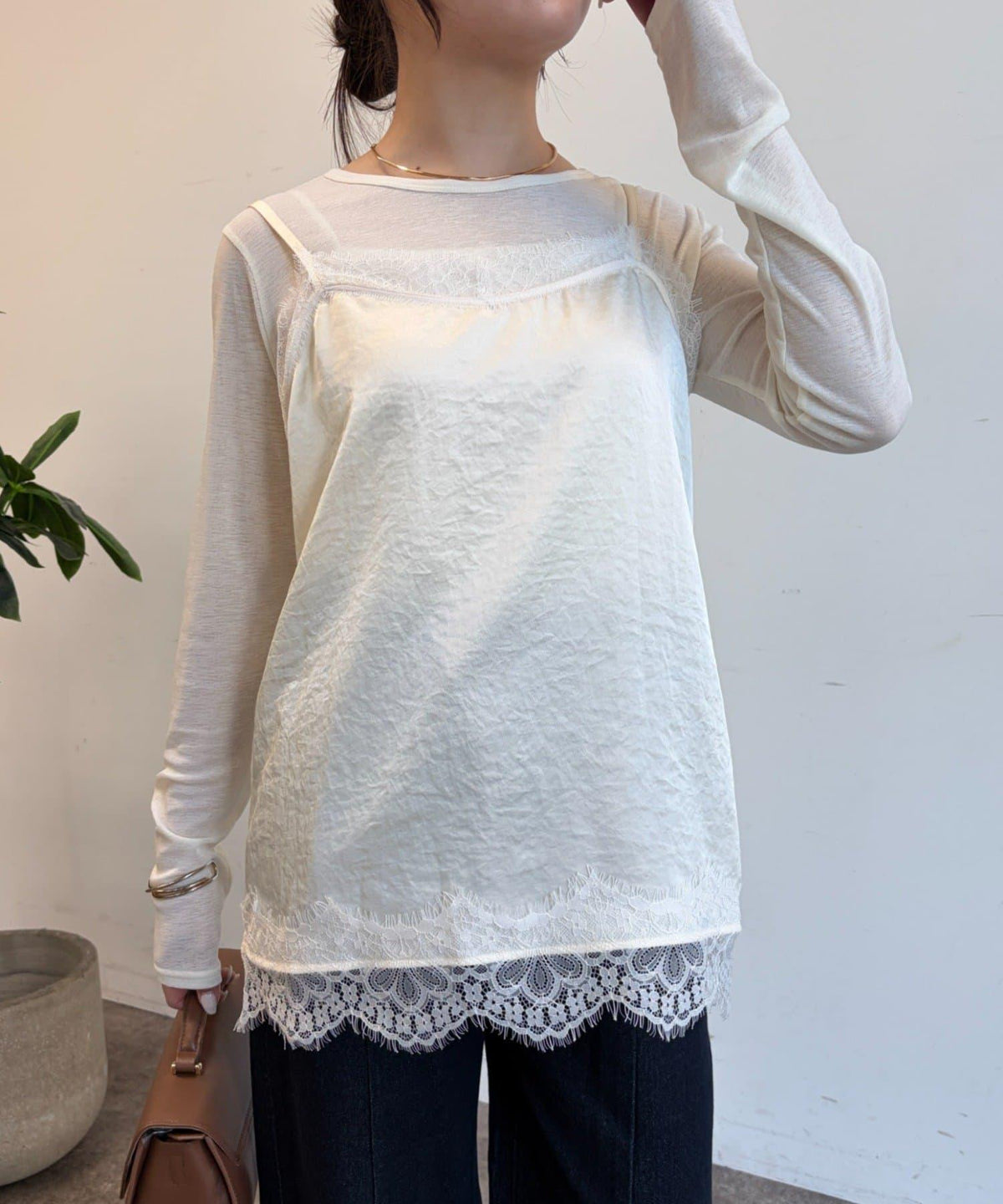 172436960
