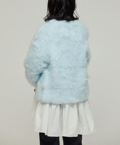 166843572
