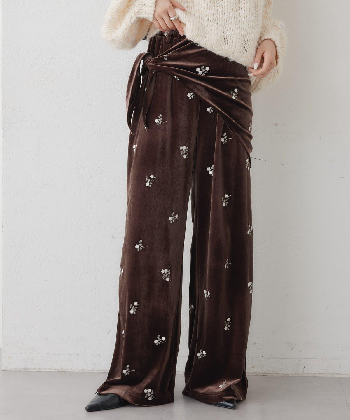 172957112