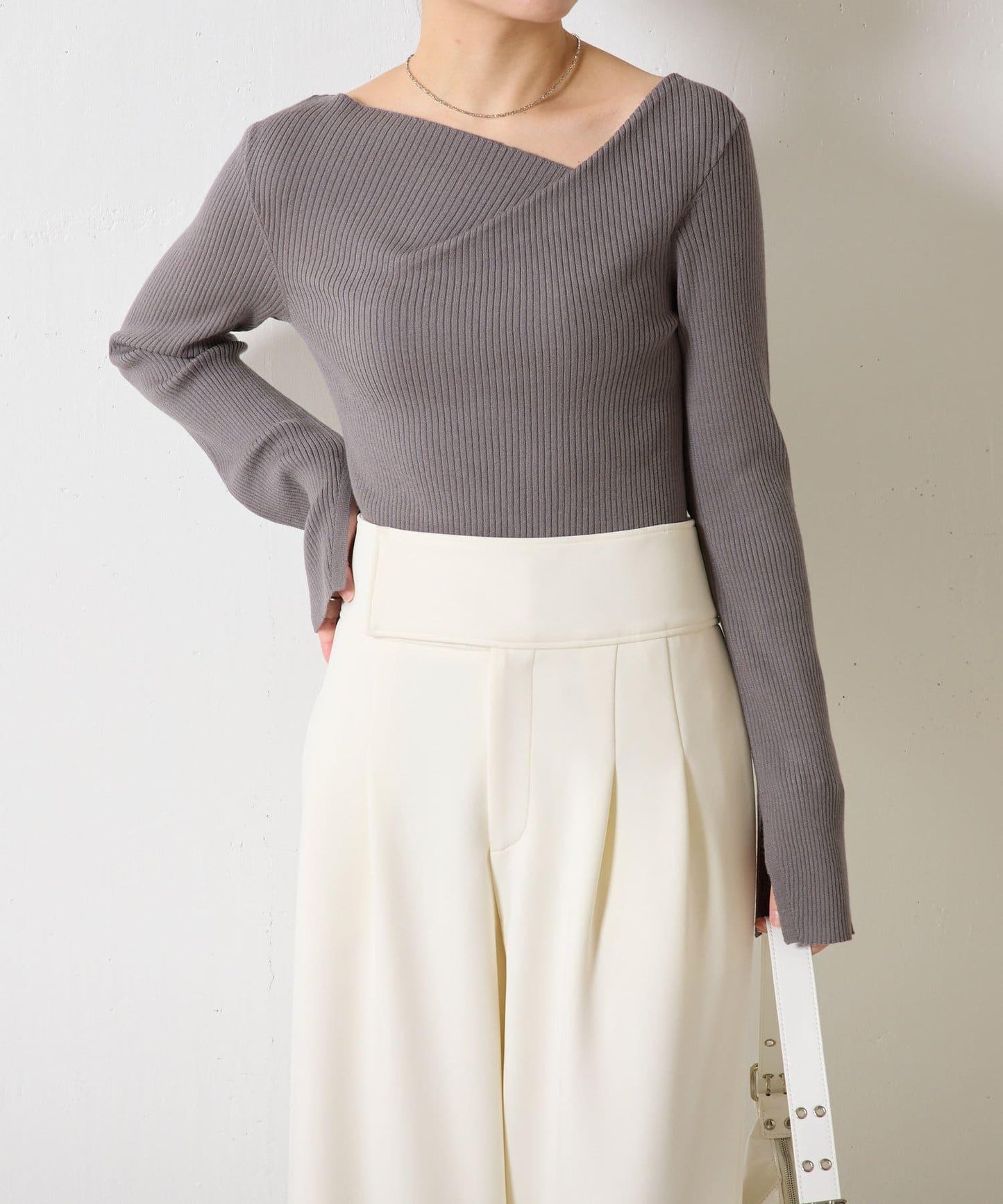 162812312