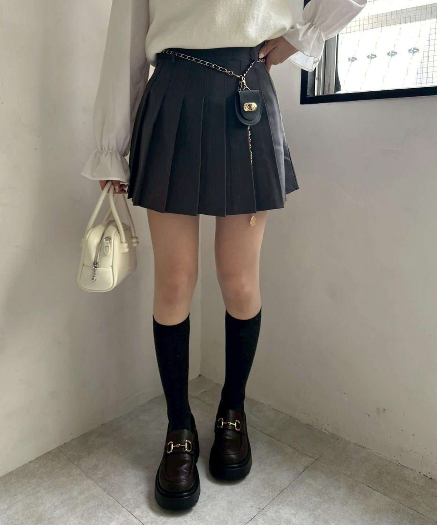 169343850
