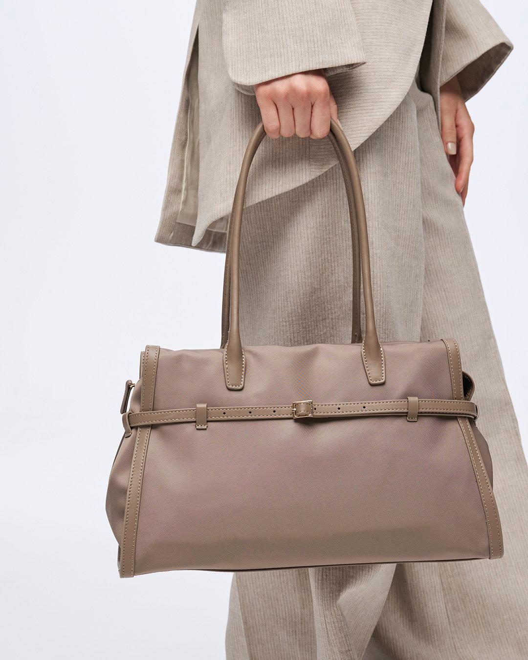 172438288