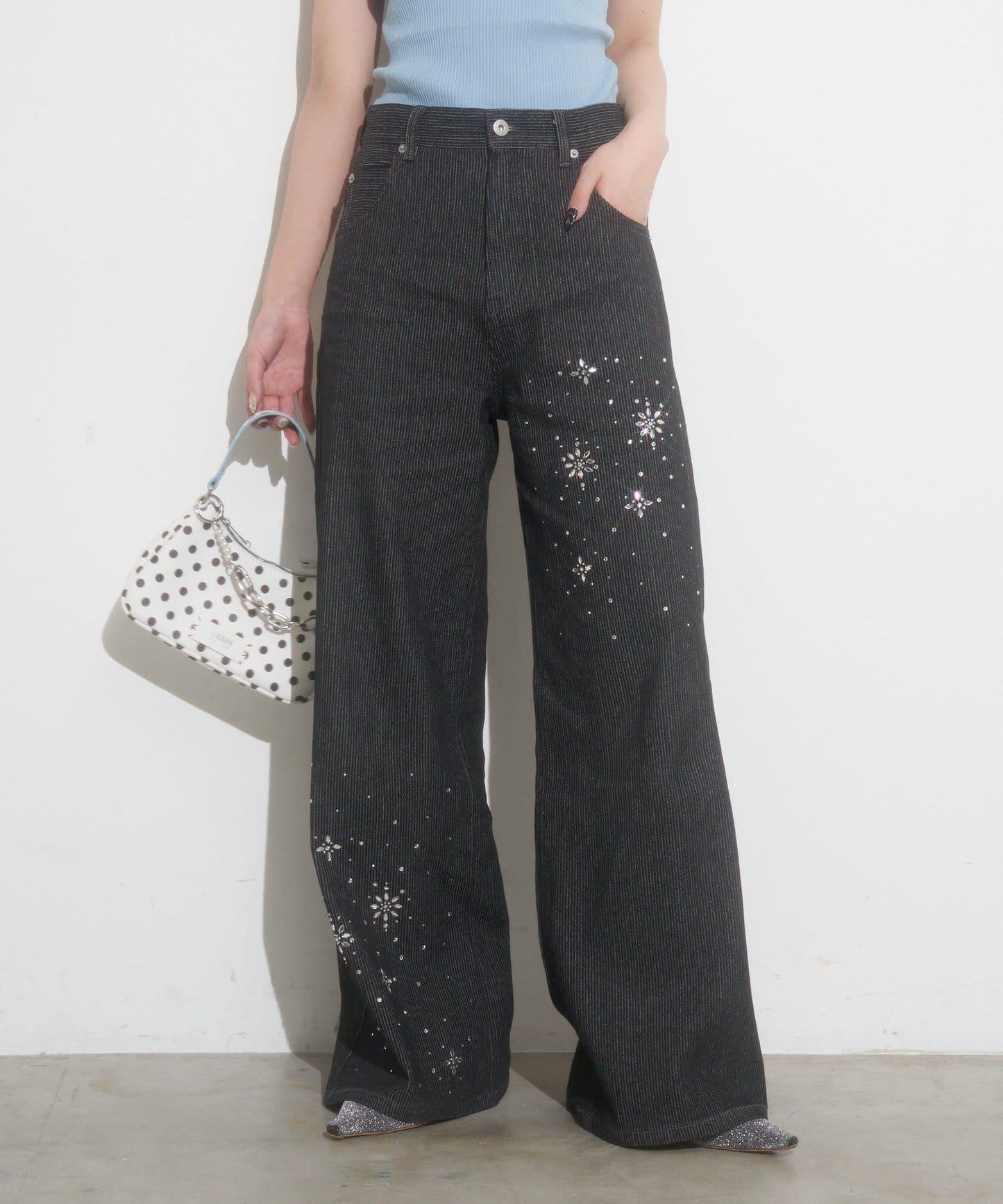 170061277