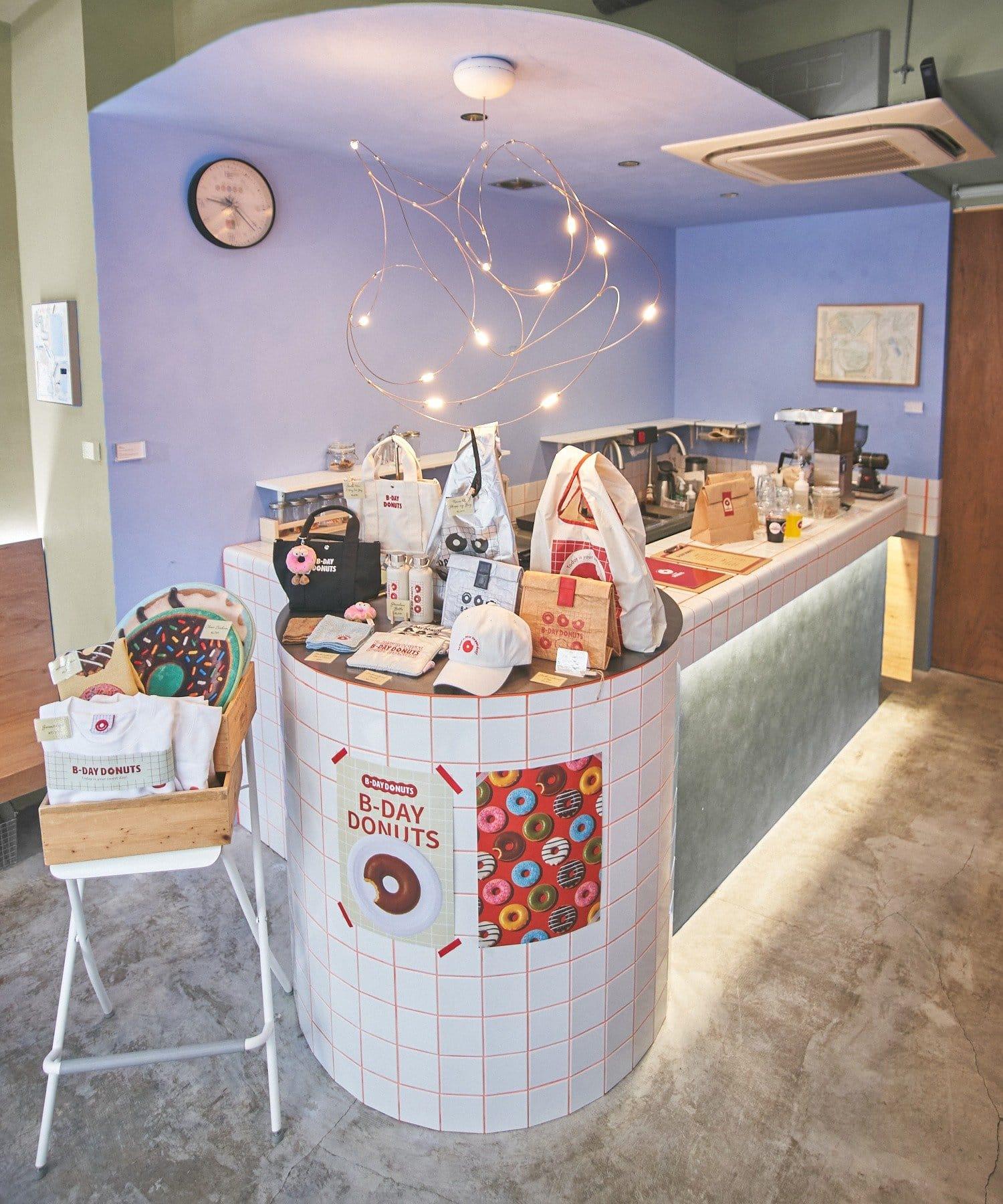 167829537
