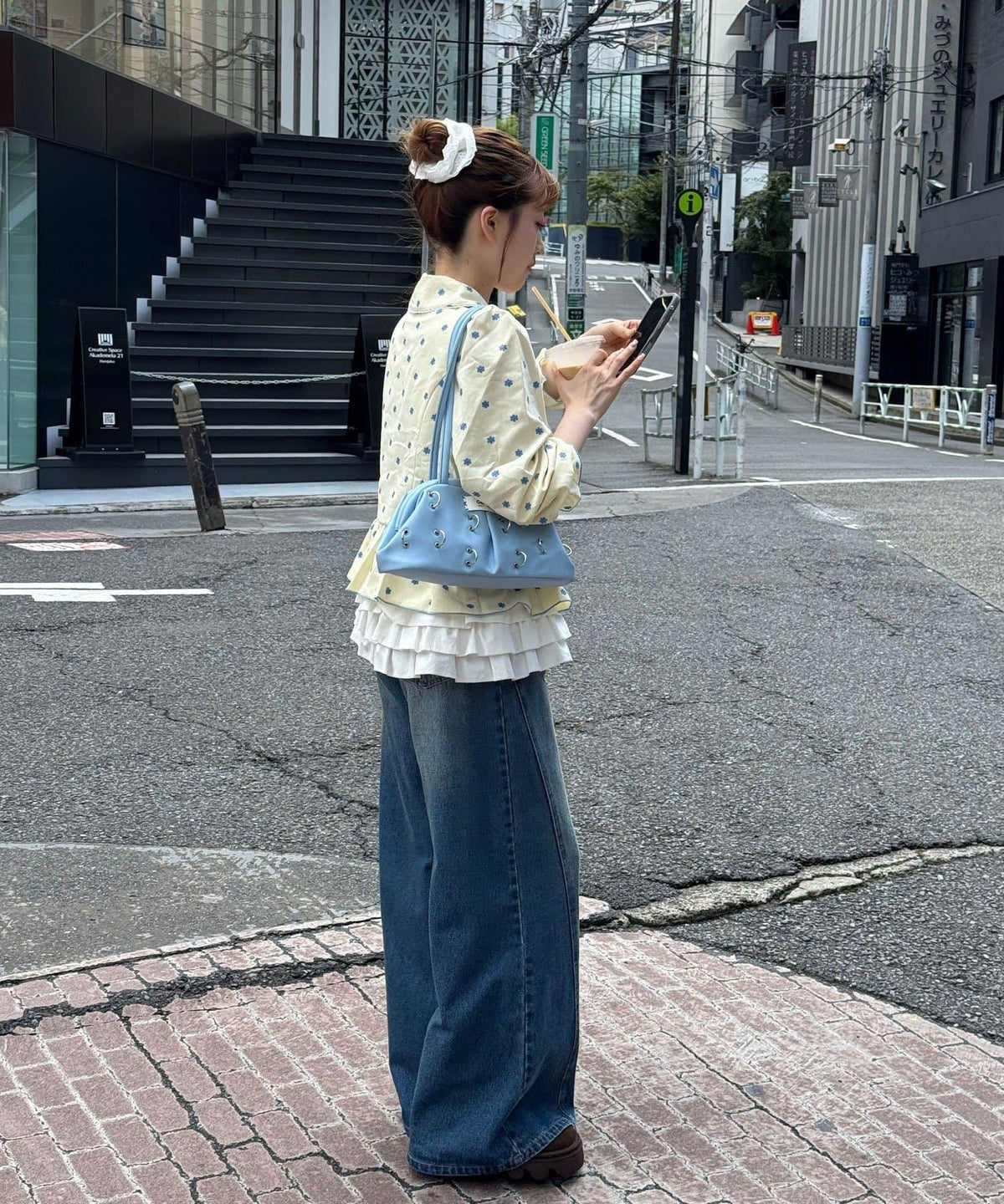 172706801