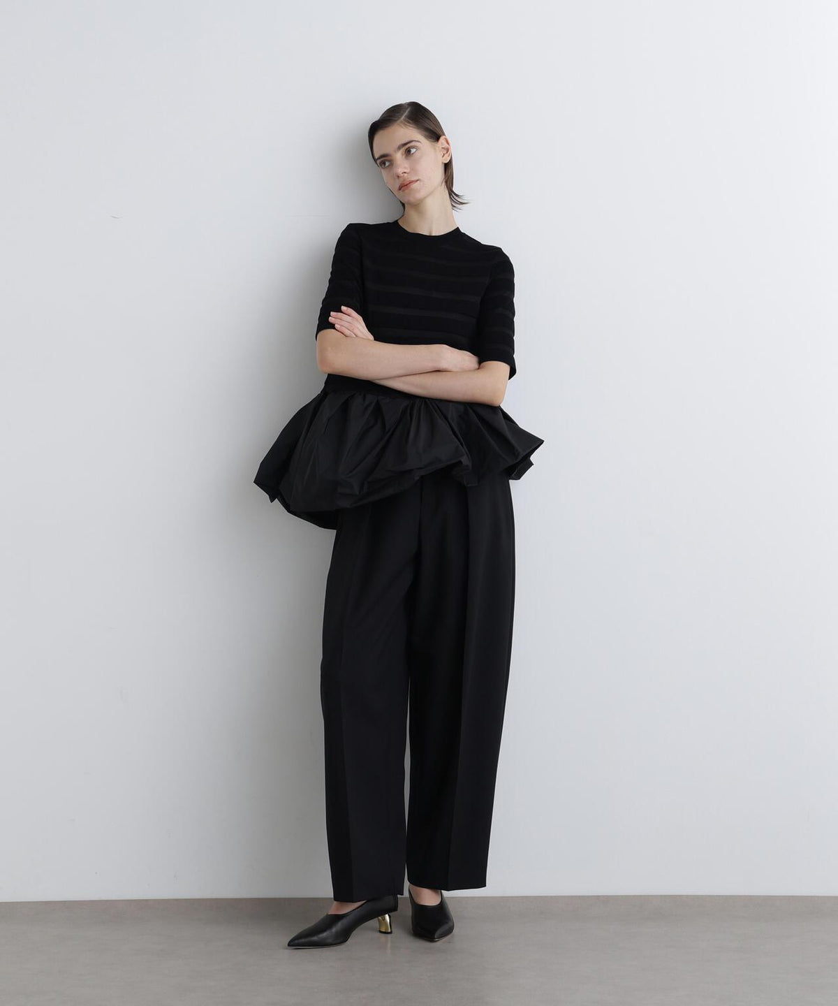 174285653