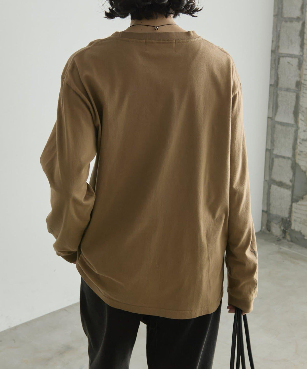 172579965