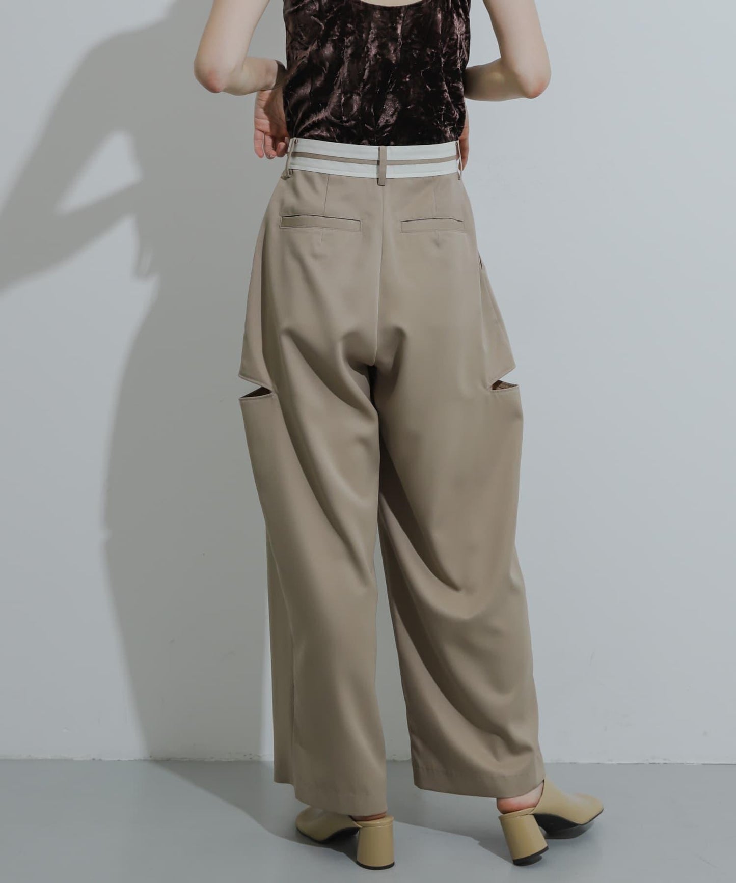 166050137