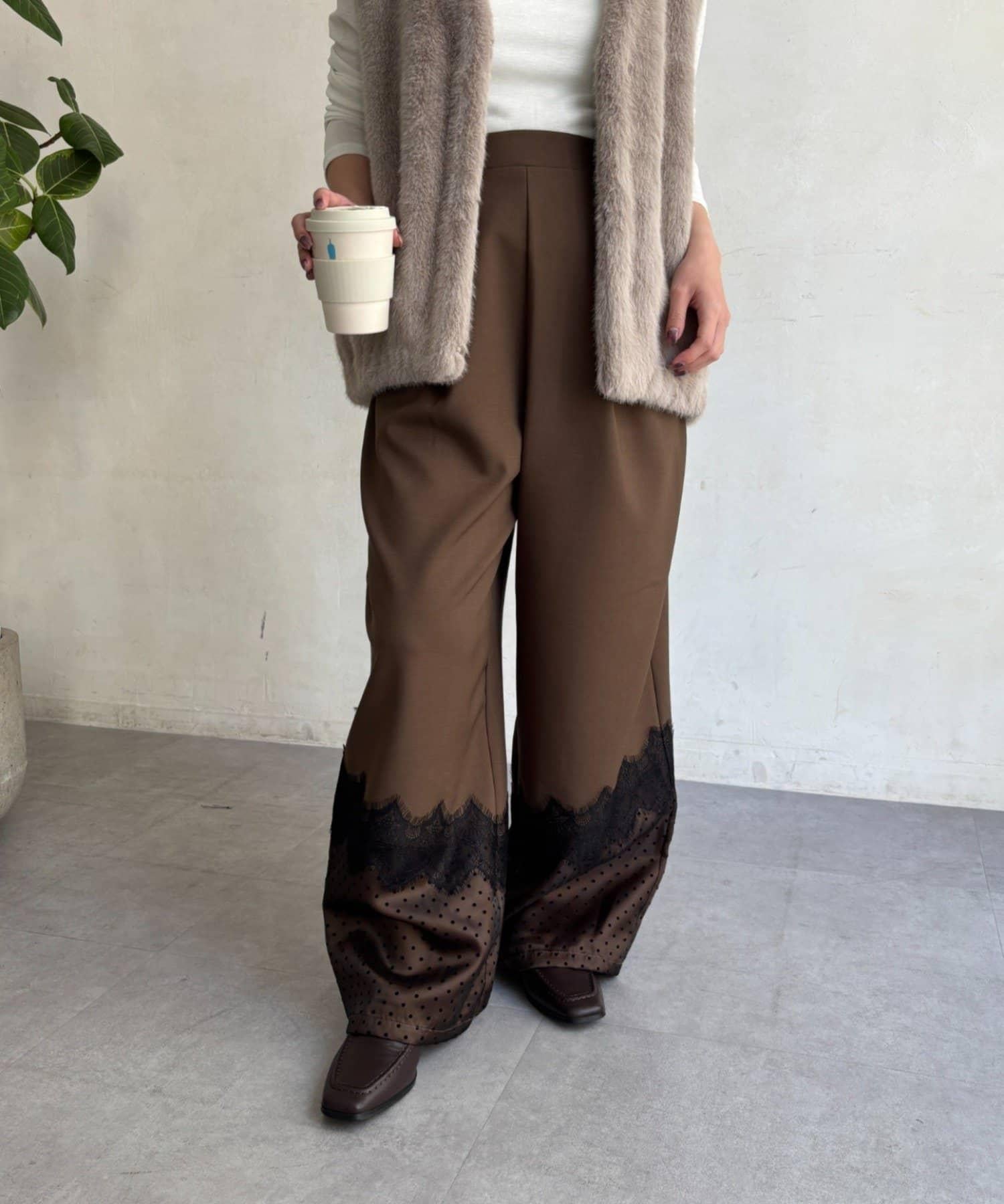 172899915