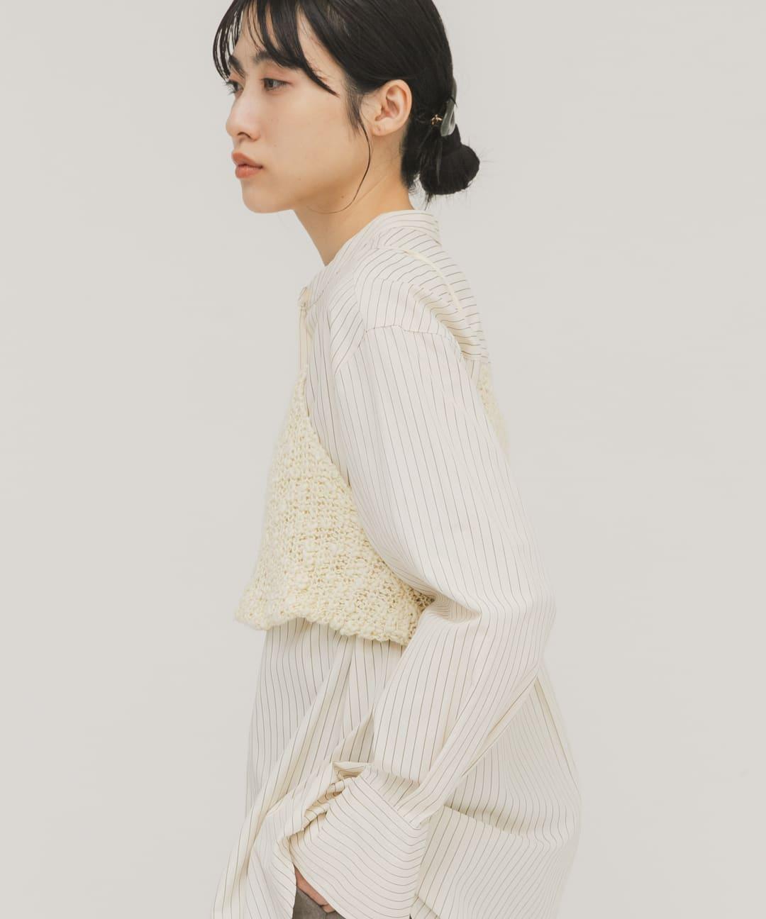 169074884