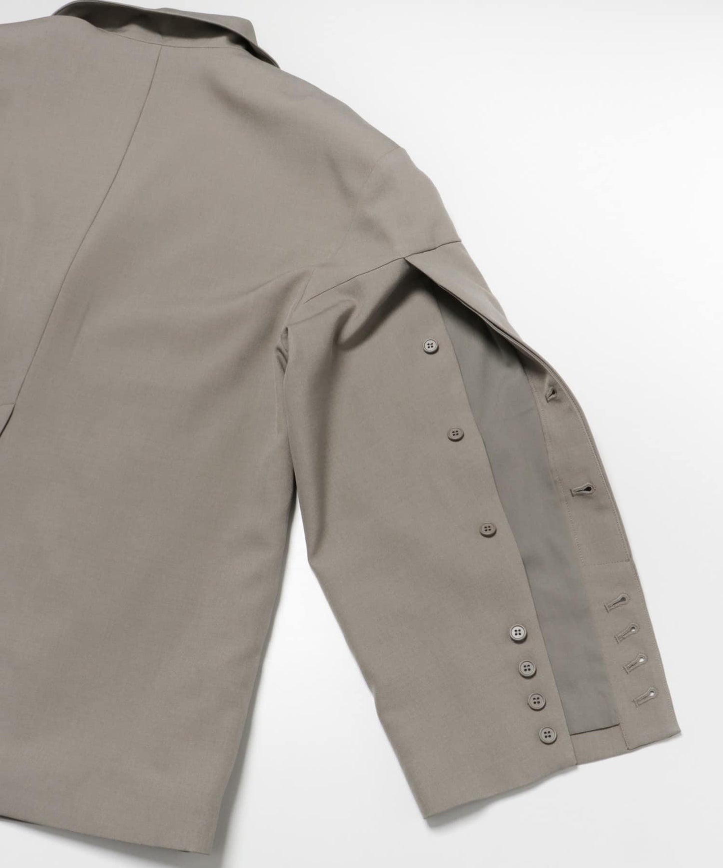 168589373