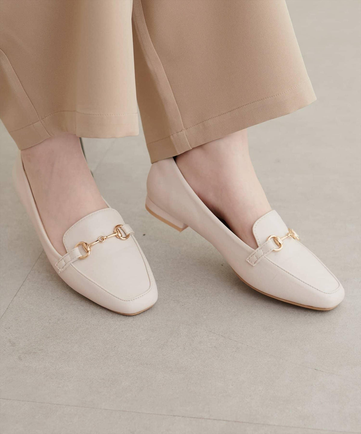 172978773