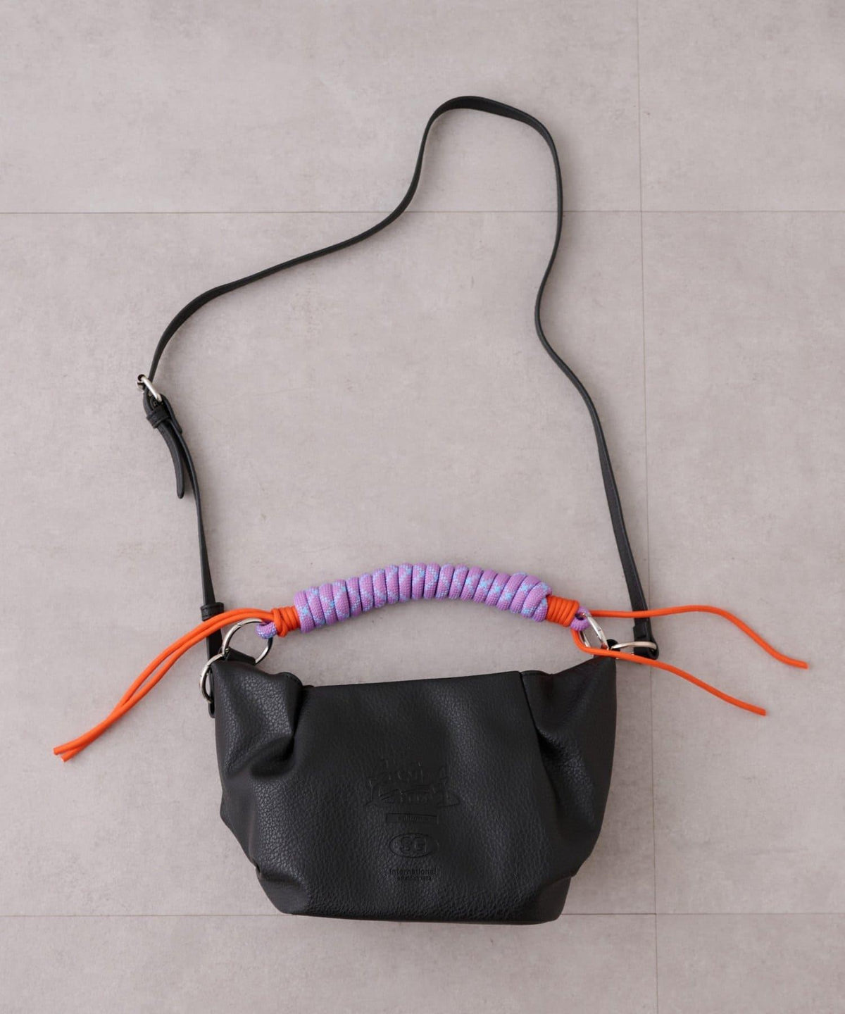 172101829